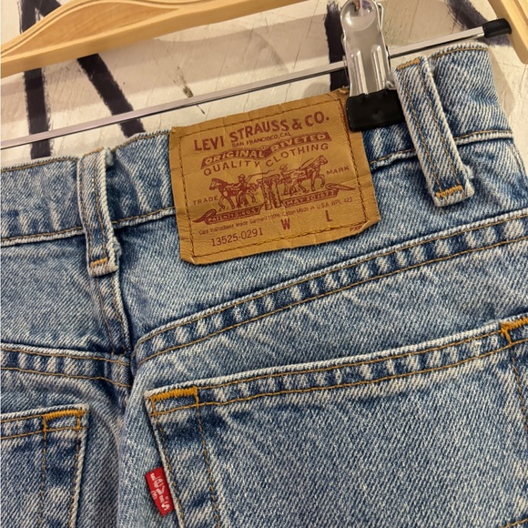 Vintage 90s Distressed Levi’s Jeans 26x27 Made In USA - Picture 4 of 6